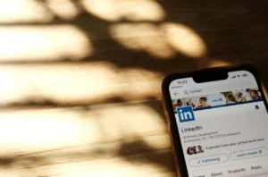 Linkedin brand awareness