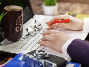 Boost Conversions with Expert Copywriting